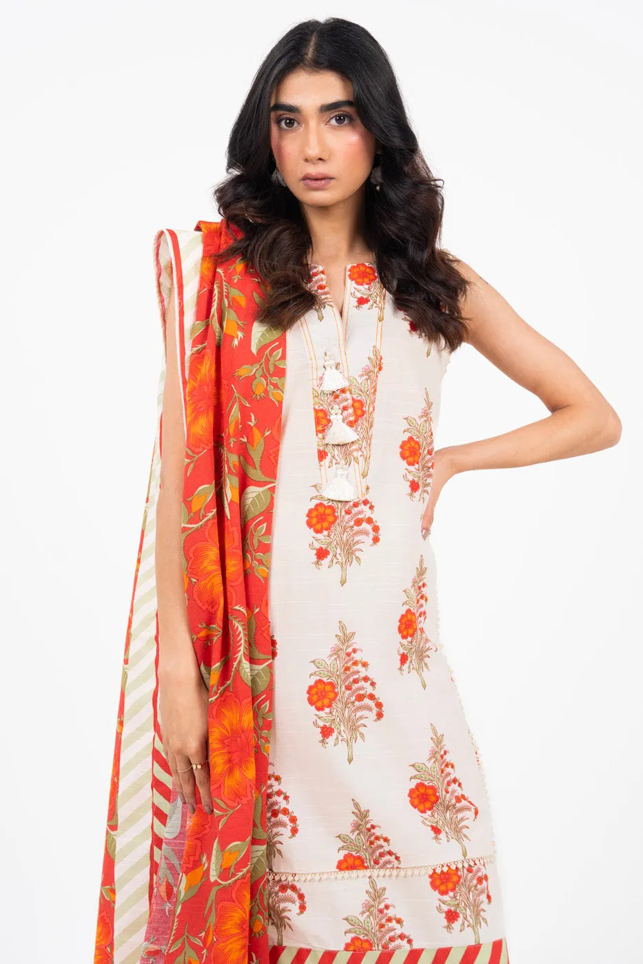 3 Piece Printed Khaddar Suit With Light Khaddar Dupatta