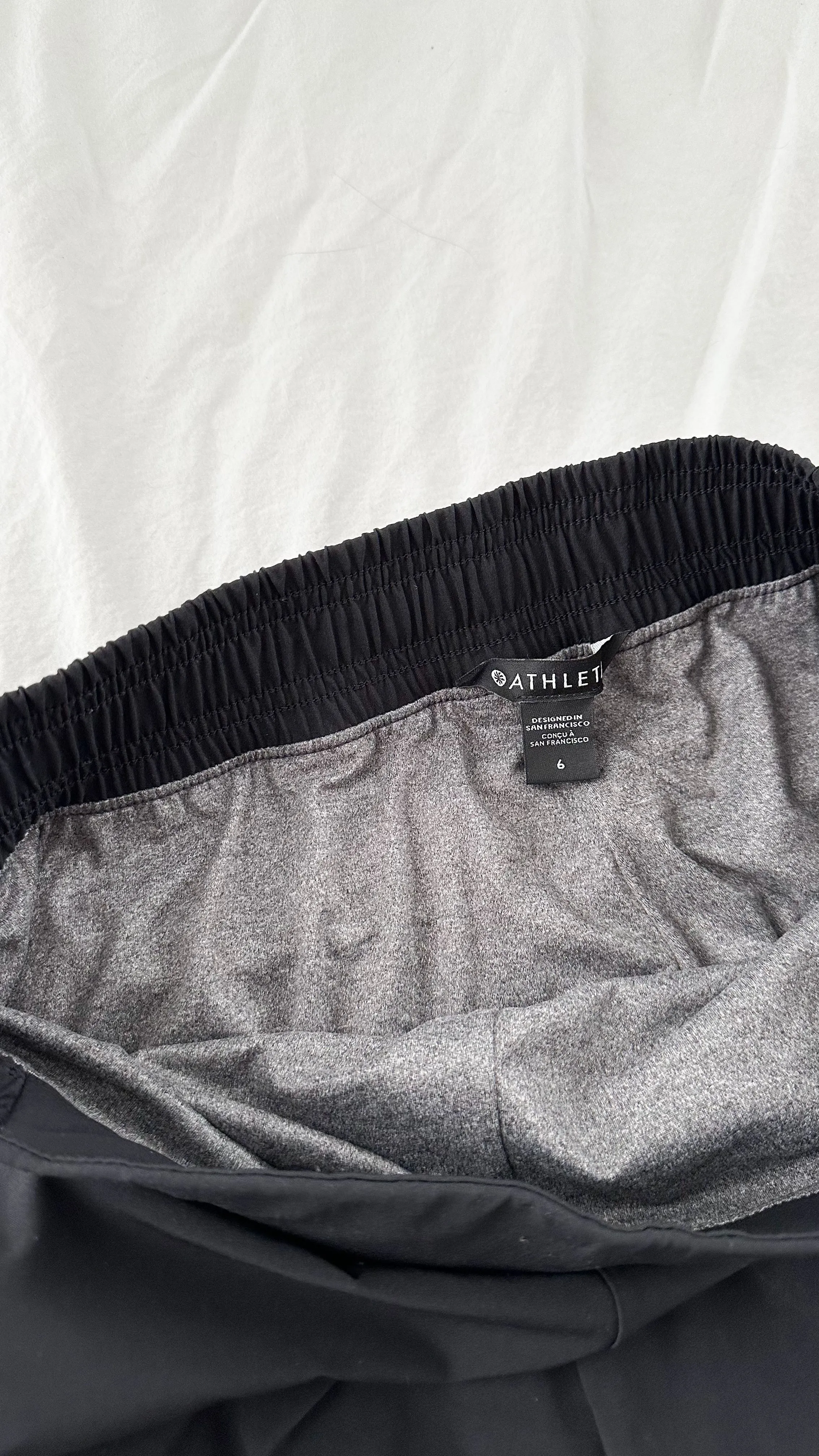 Athleta Brooklyn Lined Jogger in Black and Gray (6)