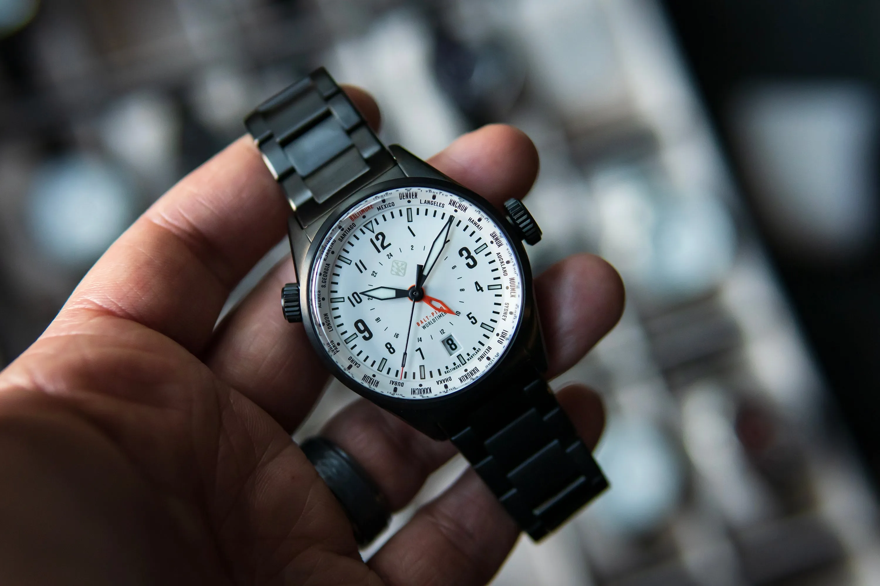 Balt-Pilot Worldtimer DLC Polar White