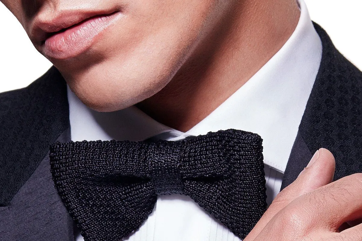 BEAU SILK BLACK BOW TIE