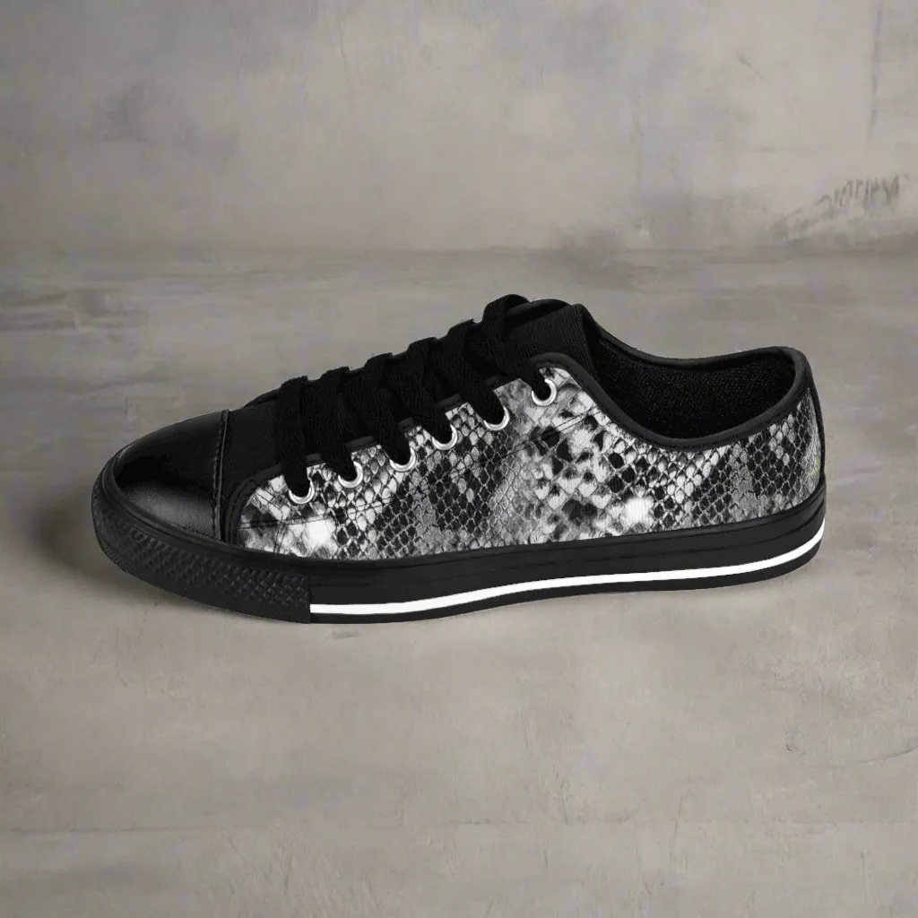 Black Snake Print Men's Sneakers, Designer Snakeskin Python Print Low Top Shoes For Men