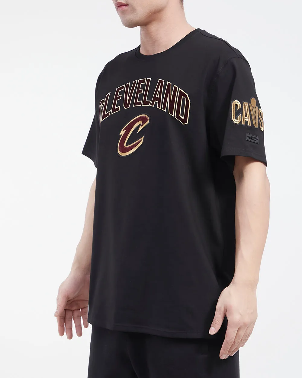 CLEVELAND CAVALIERS CLASSIC BRISTLE SJ TEE (BLACK)