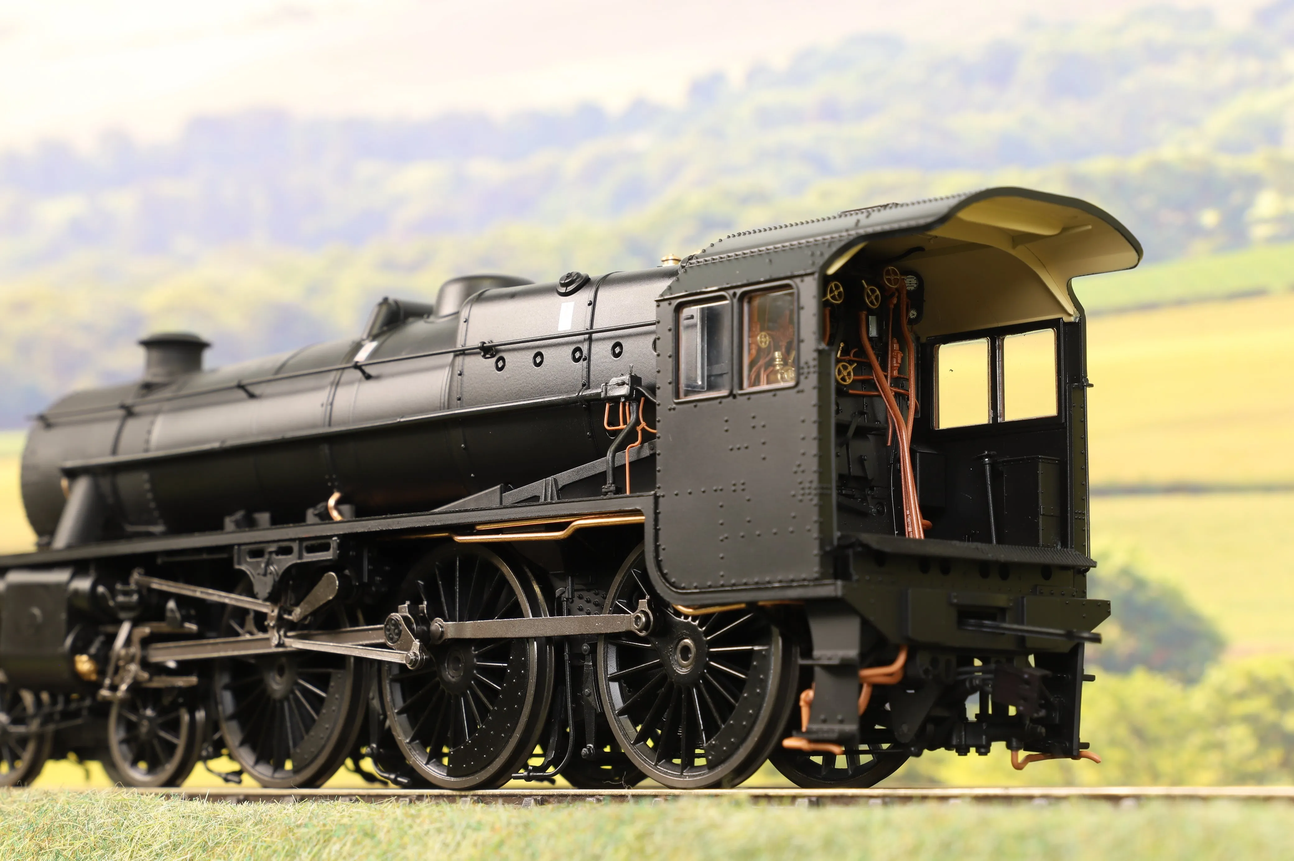 Ellis Clark Trains E1008U O Gauge Stanier Class 5 4-6-0 "Black 5", Plain BR Black, 'Un-numbered', Riveted Tender