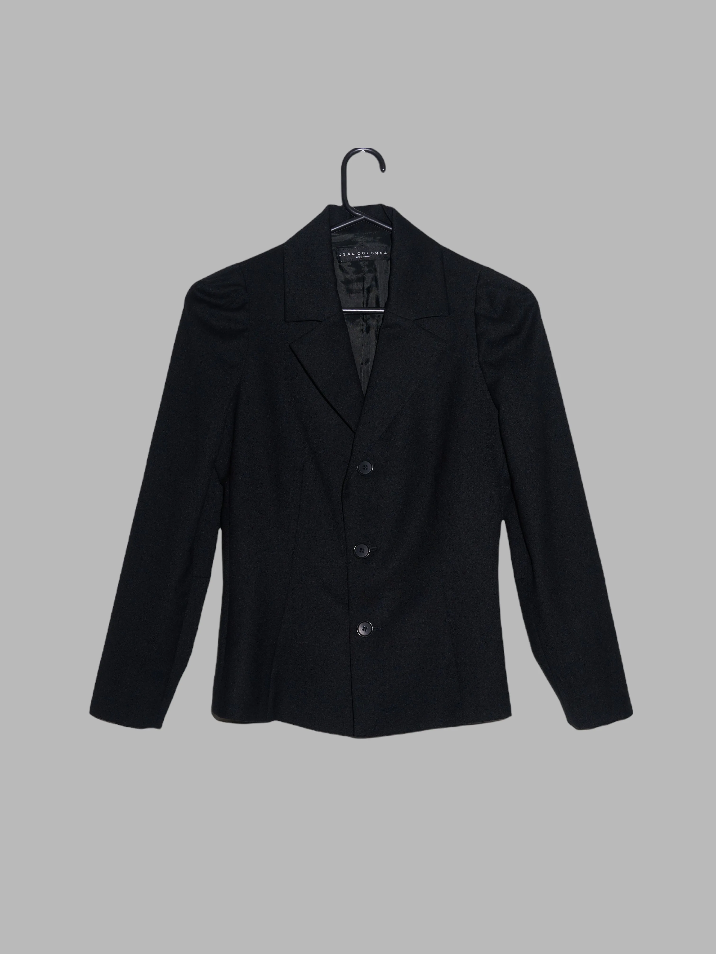 Jean Colonna black woolen three button blazer with sleeve tucks - size 40