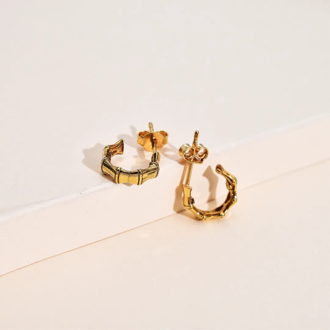 Multi-Link J Hoop Earrings in 9K Gold