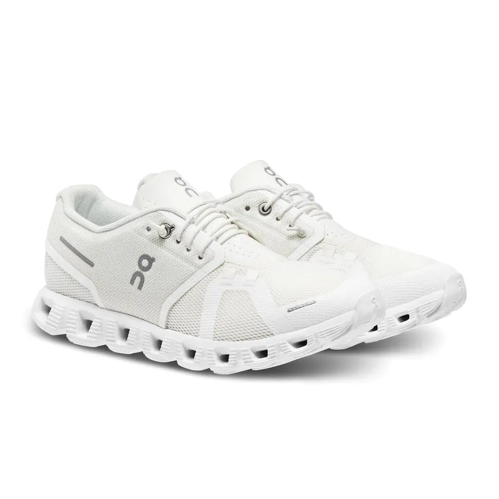 On Running Cloud 5 (Womens) - Undyed-White/White