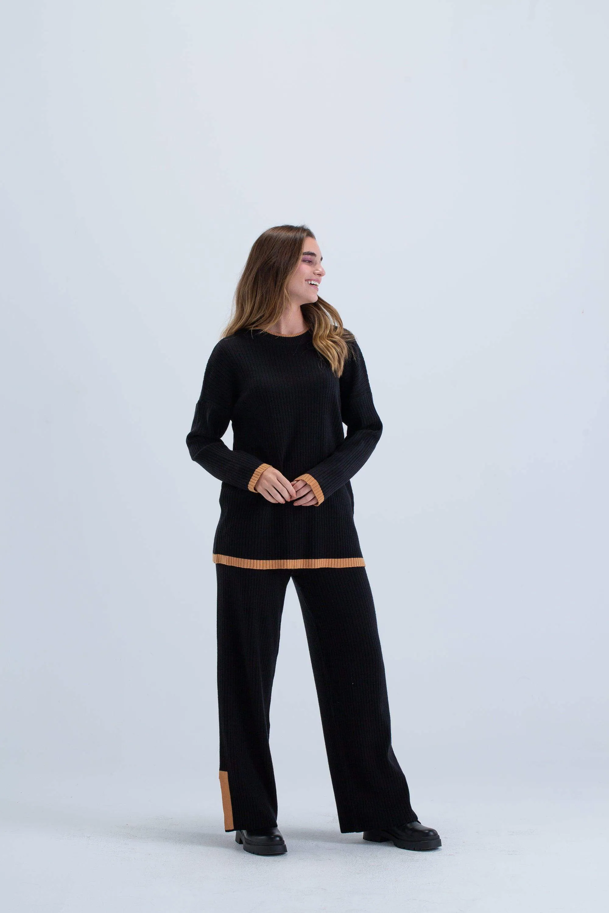 Piping Edges Loungewear Set